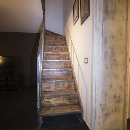 Mirlinum A Mergellina Apartment